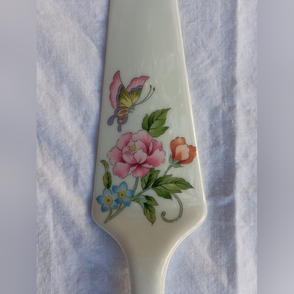Vintage Ceramic Cake Server Butterfly & Floral on white - Picture 7 of 8